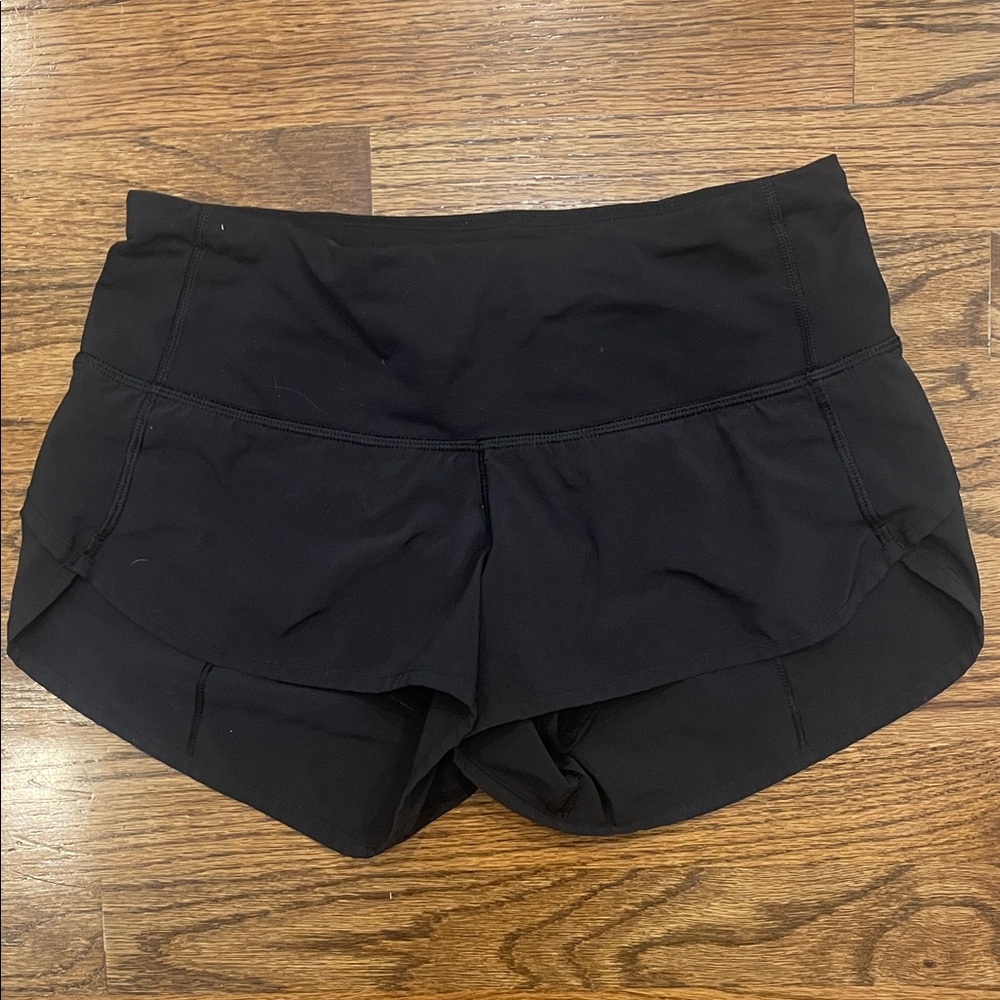 Black Lululemon speed up shorts size 4